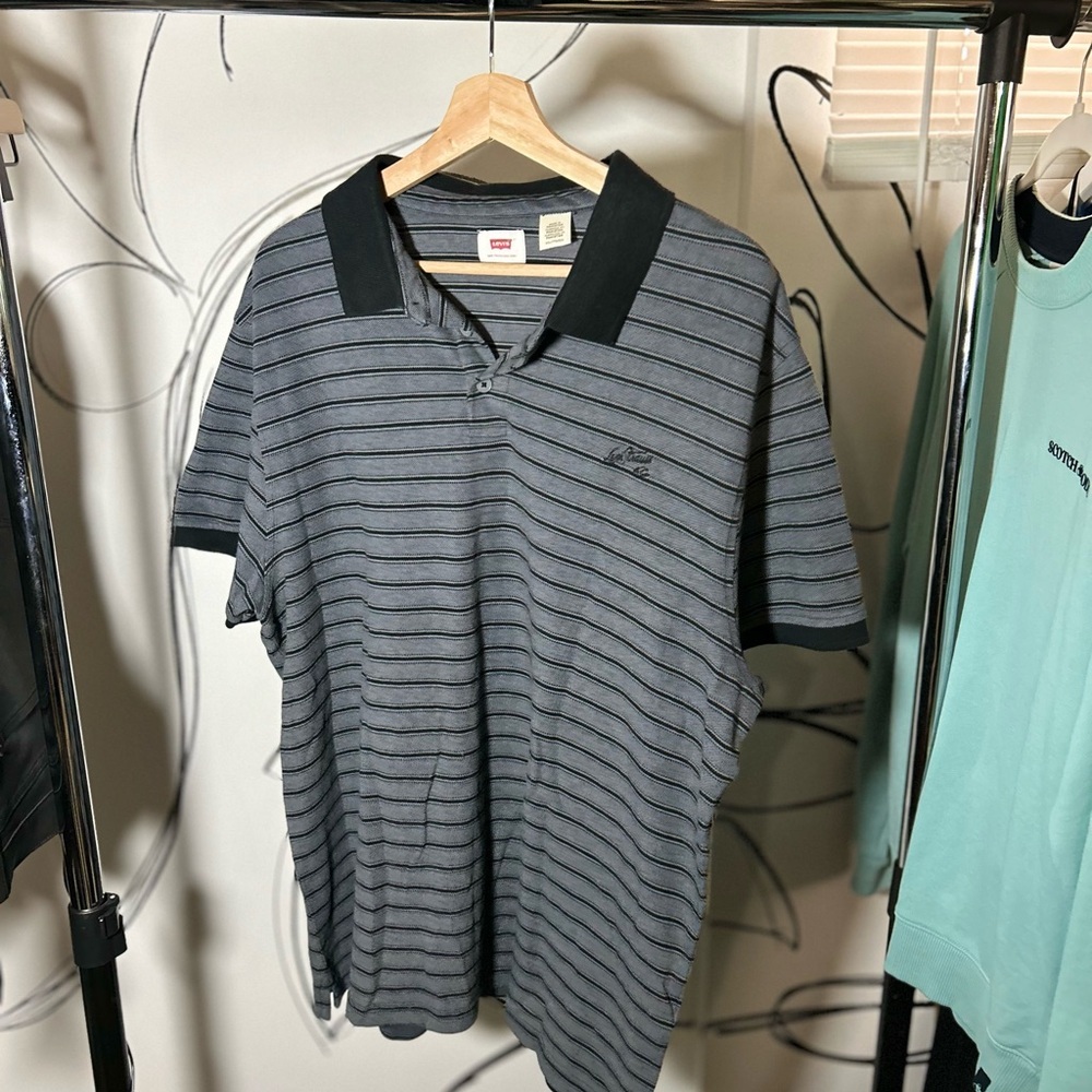 Levi’s Gray with Black Stripes Short Sleeve Polo, Men’s XXL